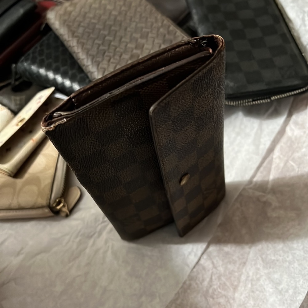 Project Authentic LV wallet - Picture 8 of 14